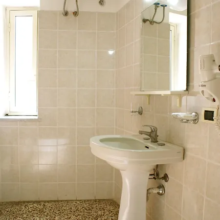 Hotel Amici 3*