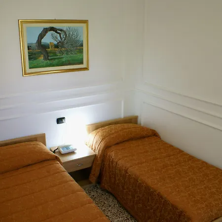 Hotel Amici 3*